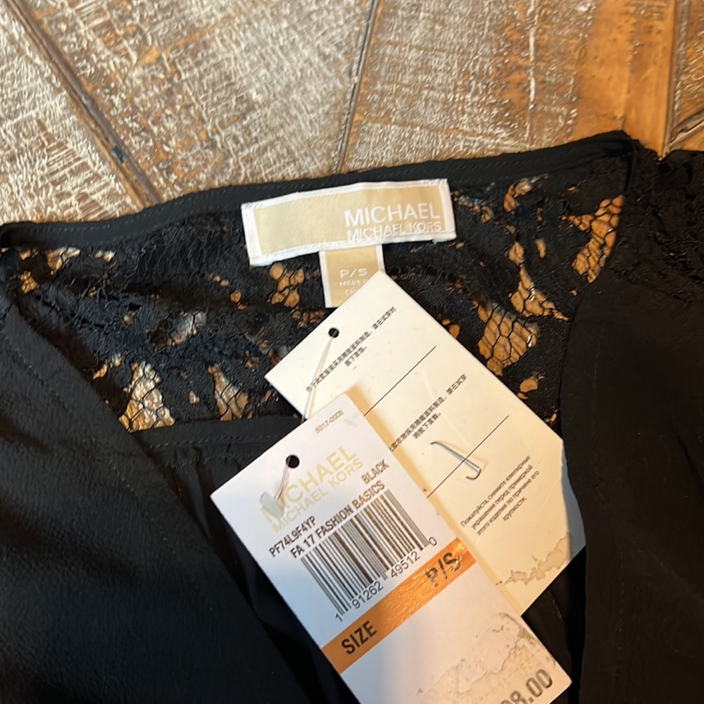 Michael Kors NWT $98 Womens Black Pleated Lace-Yoke Chic Pleats Size PS. - Picture 4 of 4